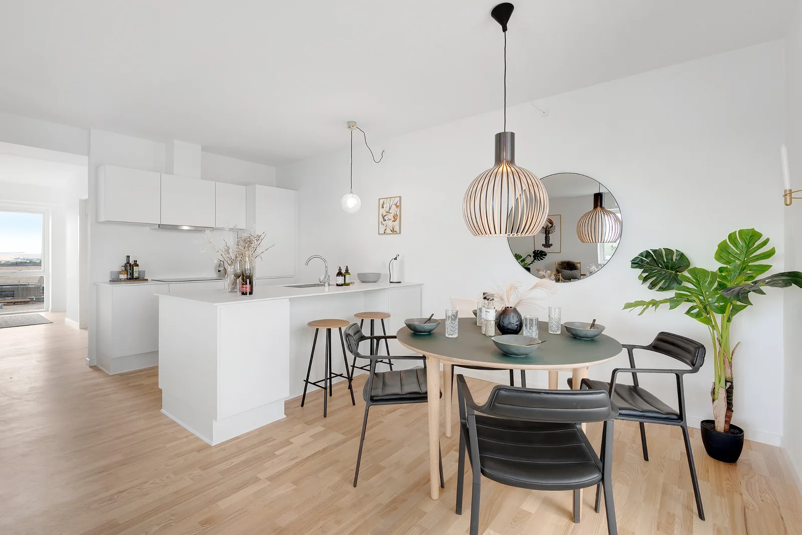 3-room apartment with a balcony in 9220 Ålborg Øst image 5