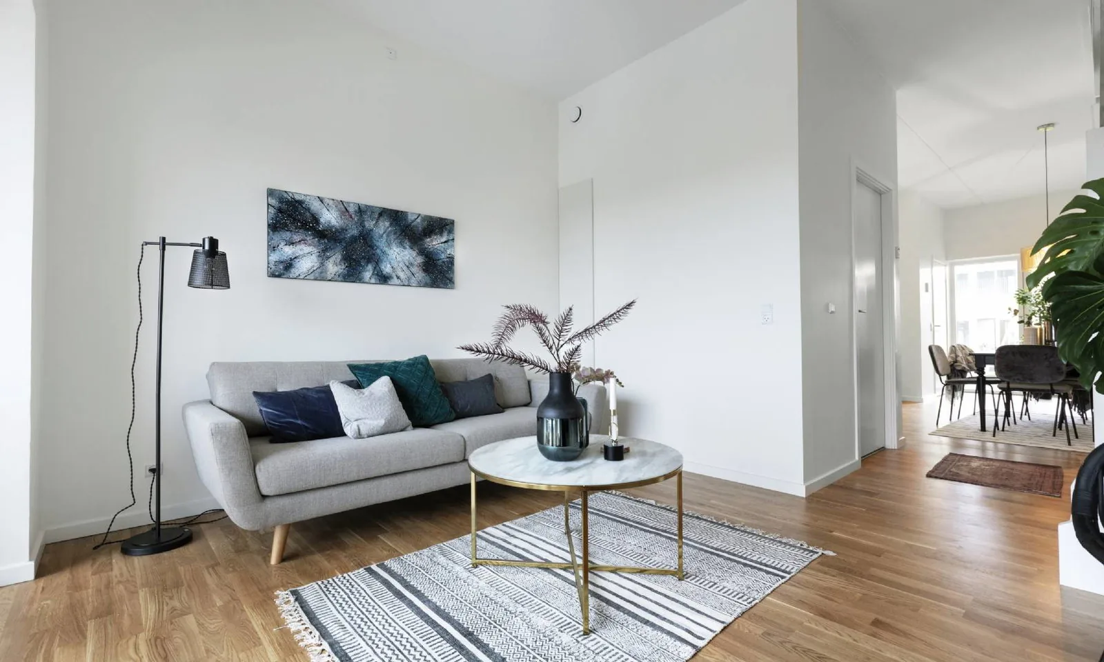 4-room townhouse with a balcony in 2700 Brønshøj image 4