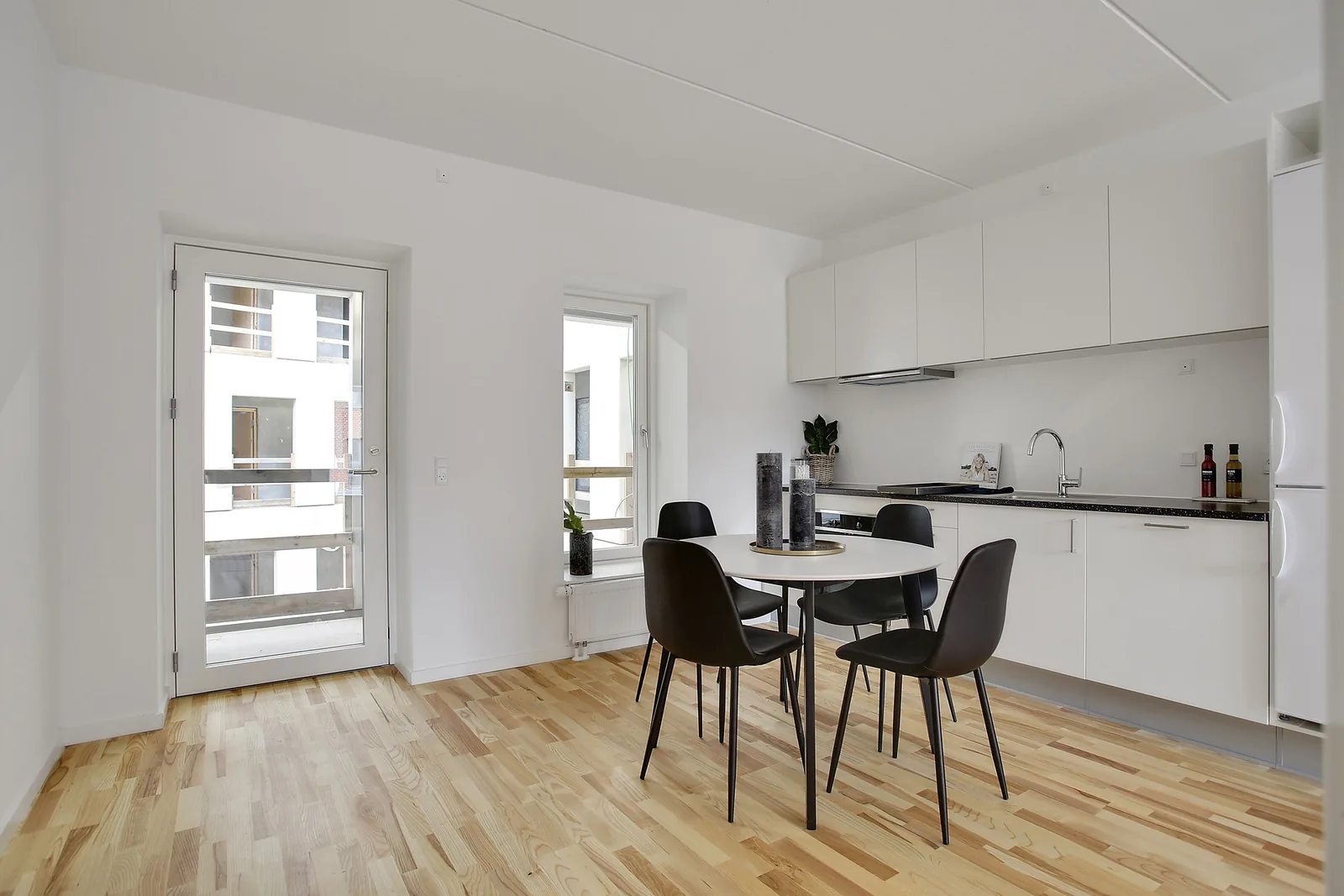 2-room apartment in 9000 Ålborg image 6