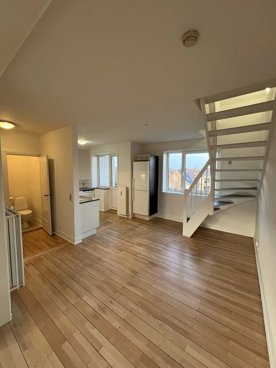 4-room apartment with a balcony in 6720 Fanø image 2
