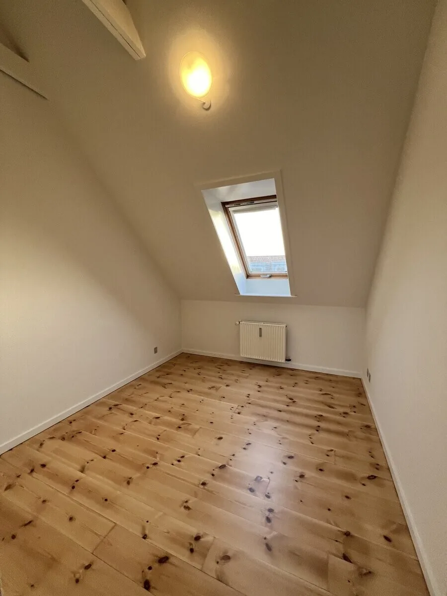 4-room apartment with a balcony in 6720 Fanø image 6