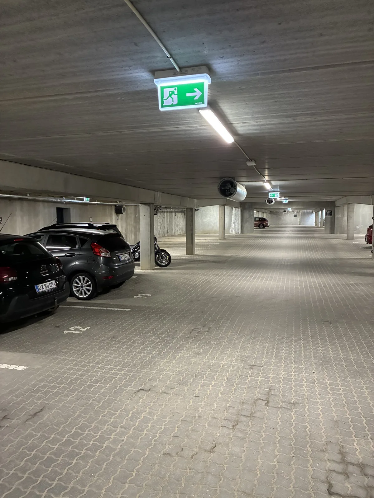 Værelse til leje med parkering i 8240 Risskov