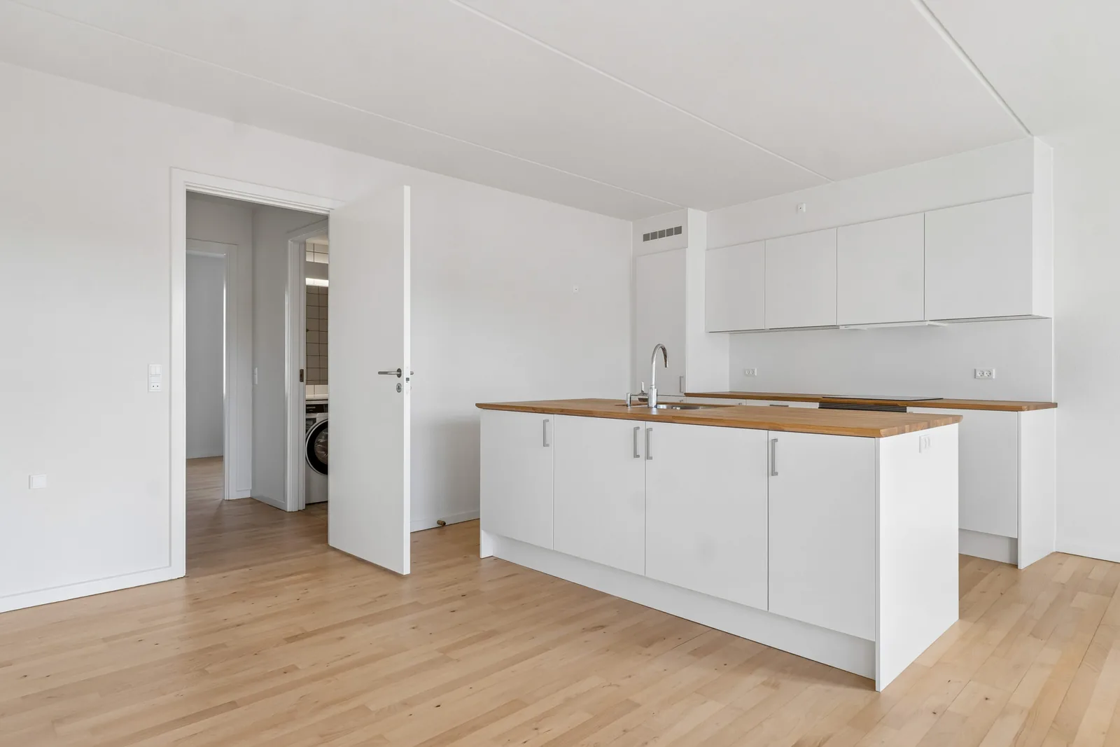 2-room apartment with a balcony in 5700 Svendborg image 5
