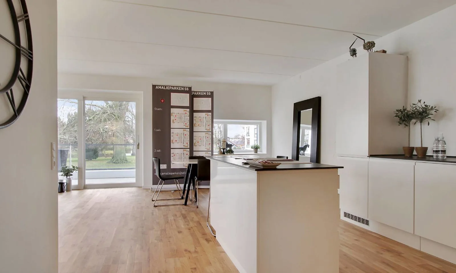 3-room apartment with a balcony in 2665 Vallensbæk Strand image 5