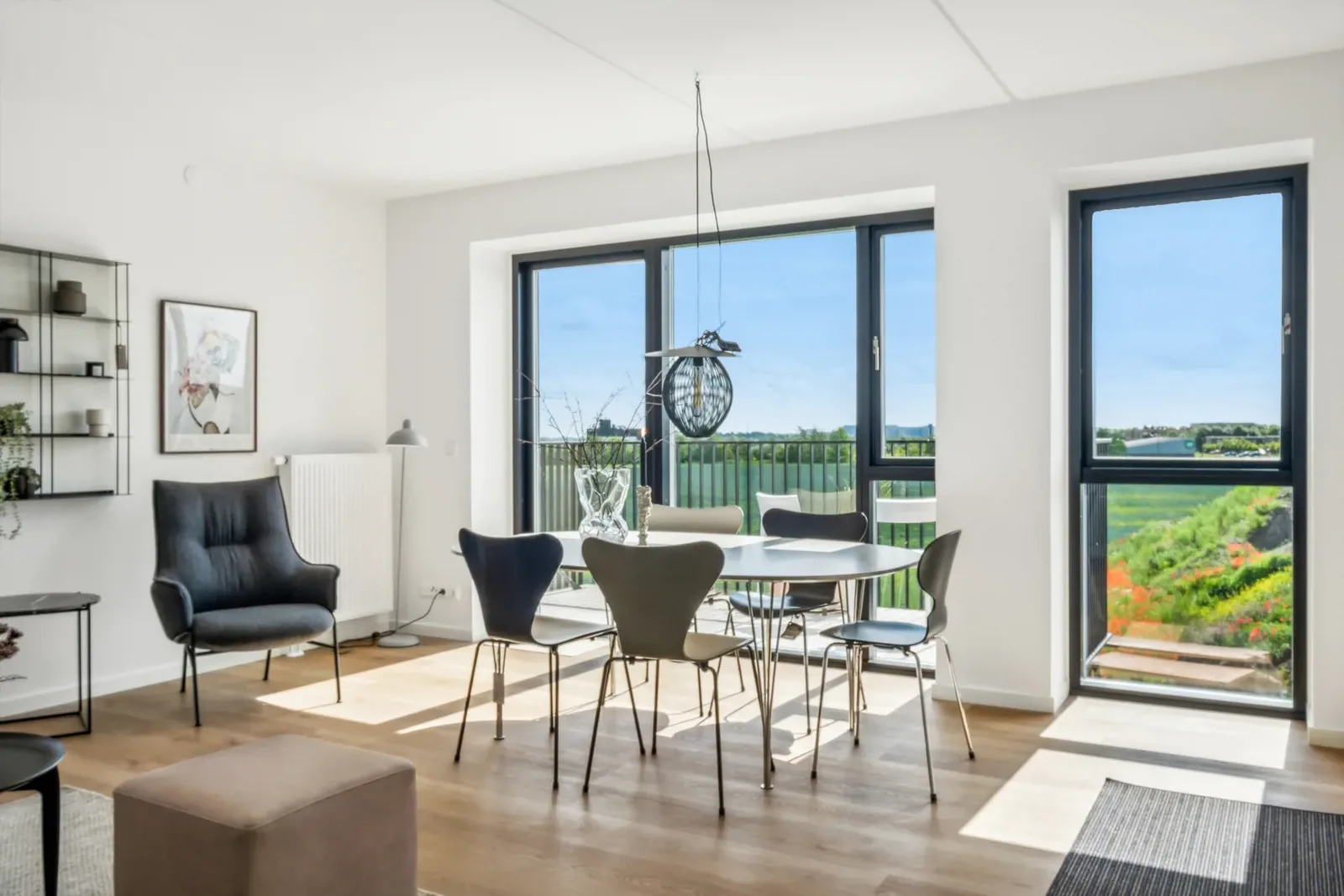 3-room apartment with a balcony in 9220 Ålborg Øst image 3