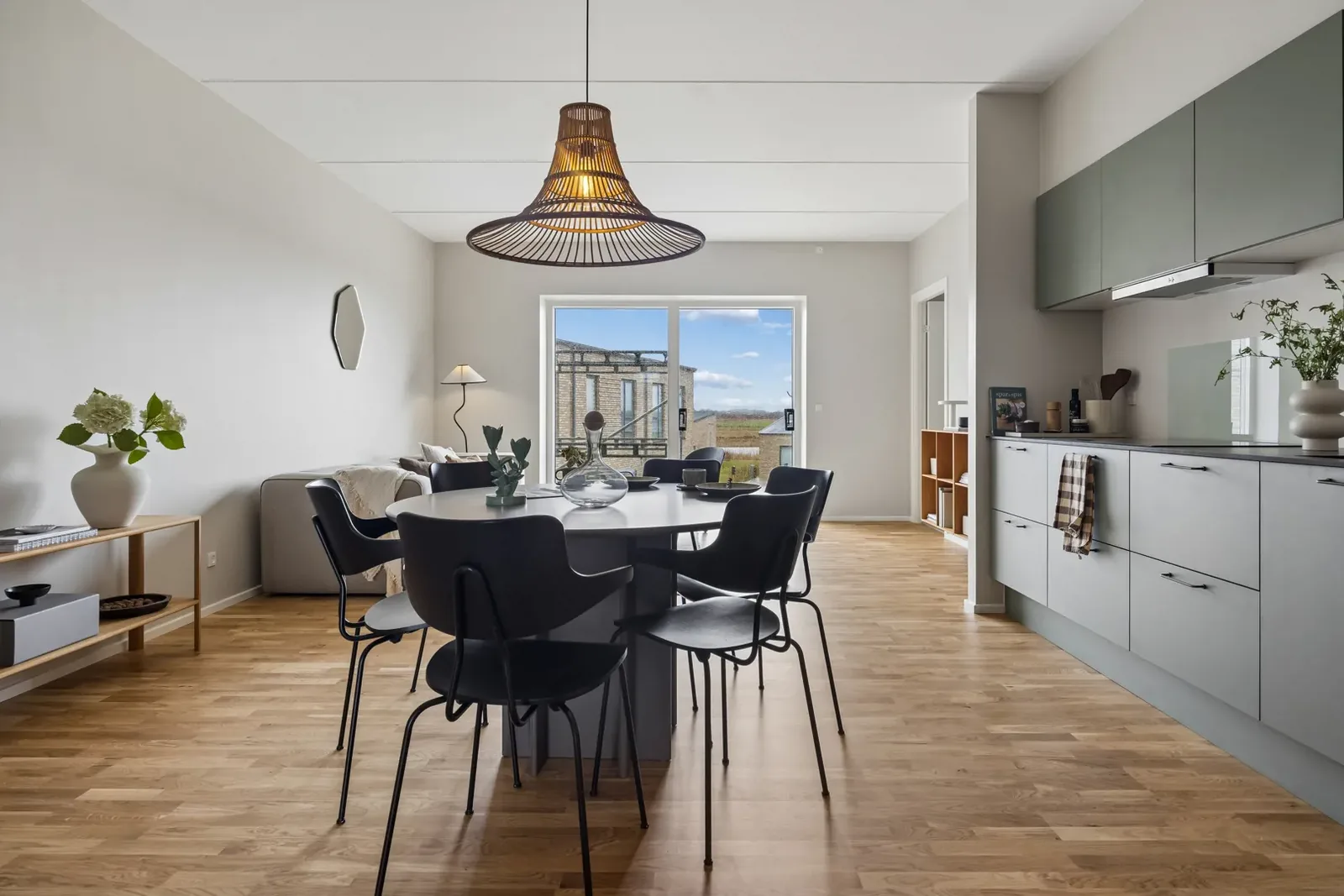 4-room apartment with a balcony in 9200 Ålborg SV image 4