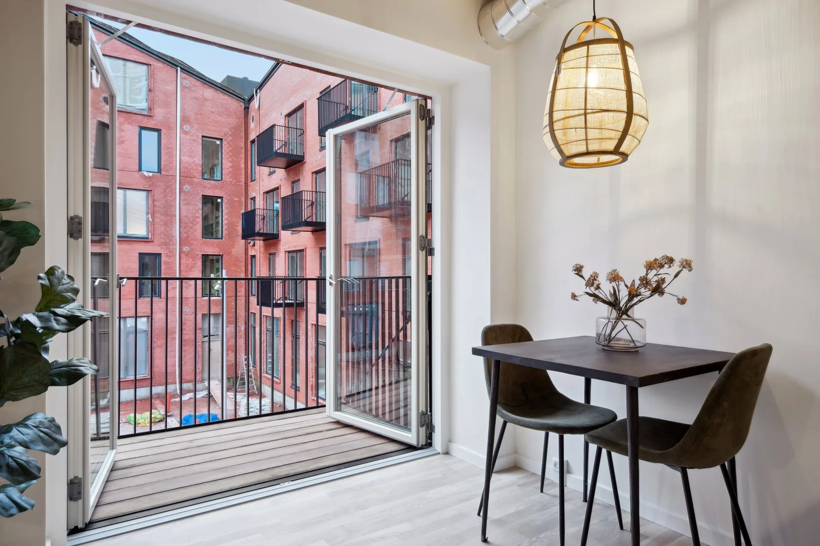 1-room apartment with an elevator in 2300 København S image 1