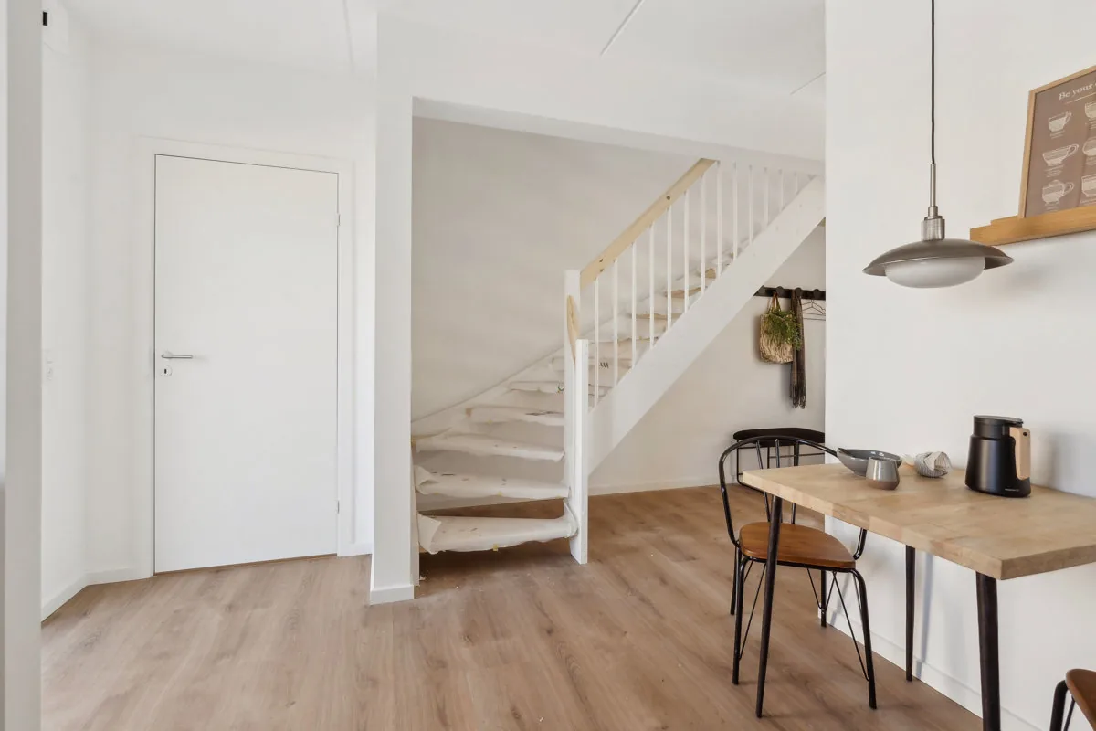 4-room townhouse with parking in 5200 Odense V image 6