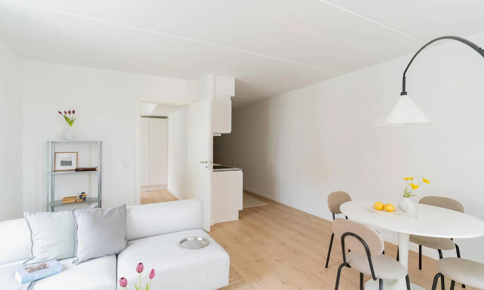 2-room apartment with a balcony in 2880 Bagsværd image 3