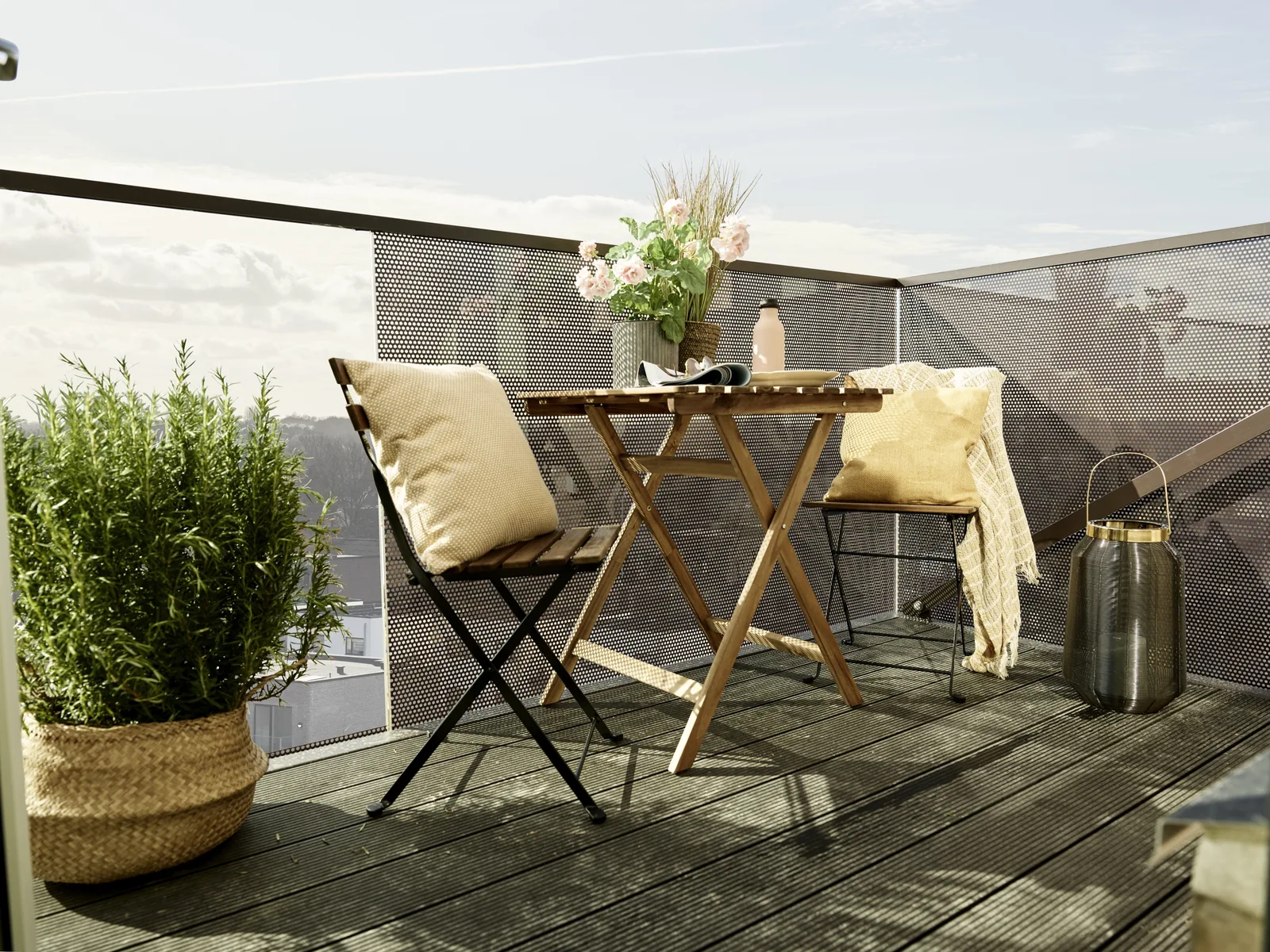 3-room apartment with a balcony in 2640 Hedehusene image 3