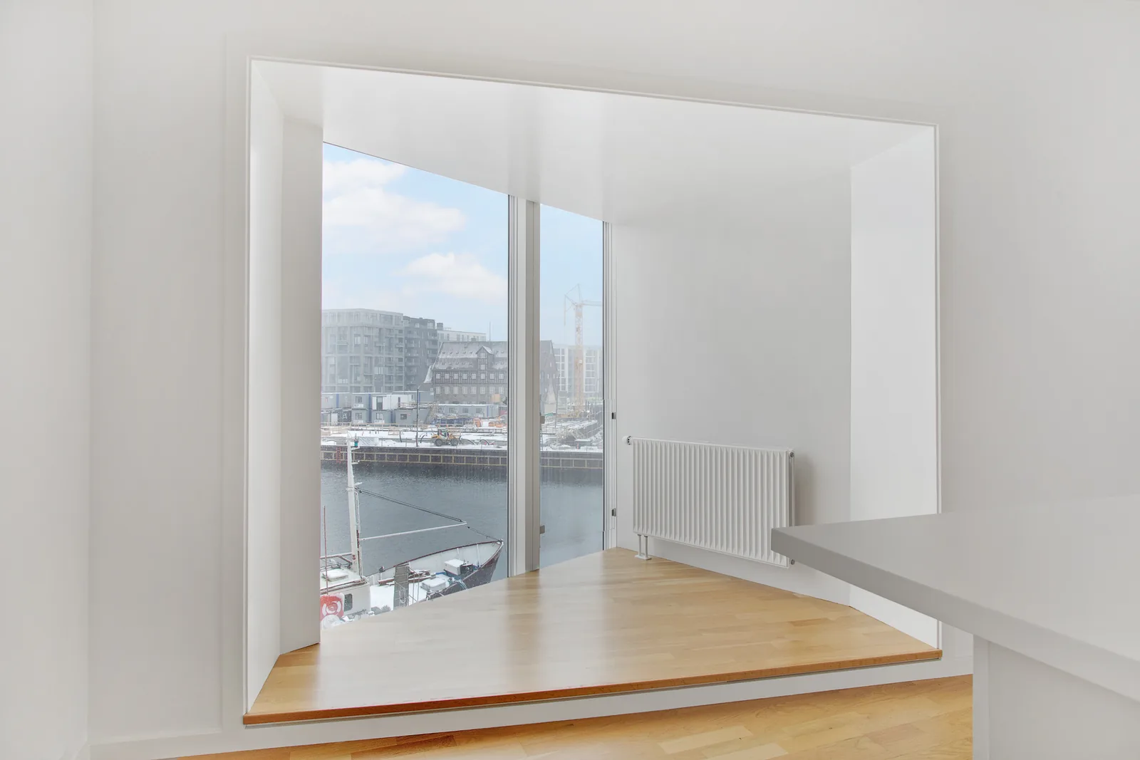 4-room apartment with a balcony in 2450 København SV image 1