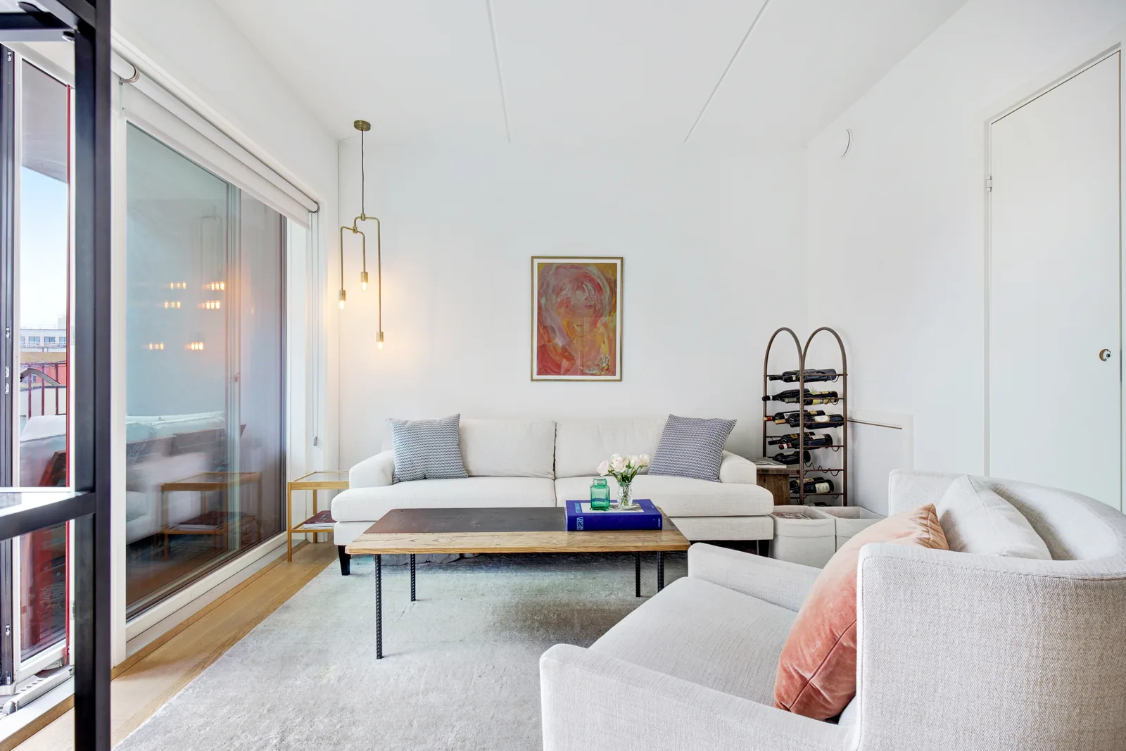 4-room apartment with a balcony in 2150 Nordhavn image 6