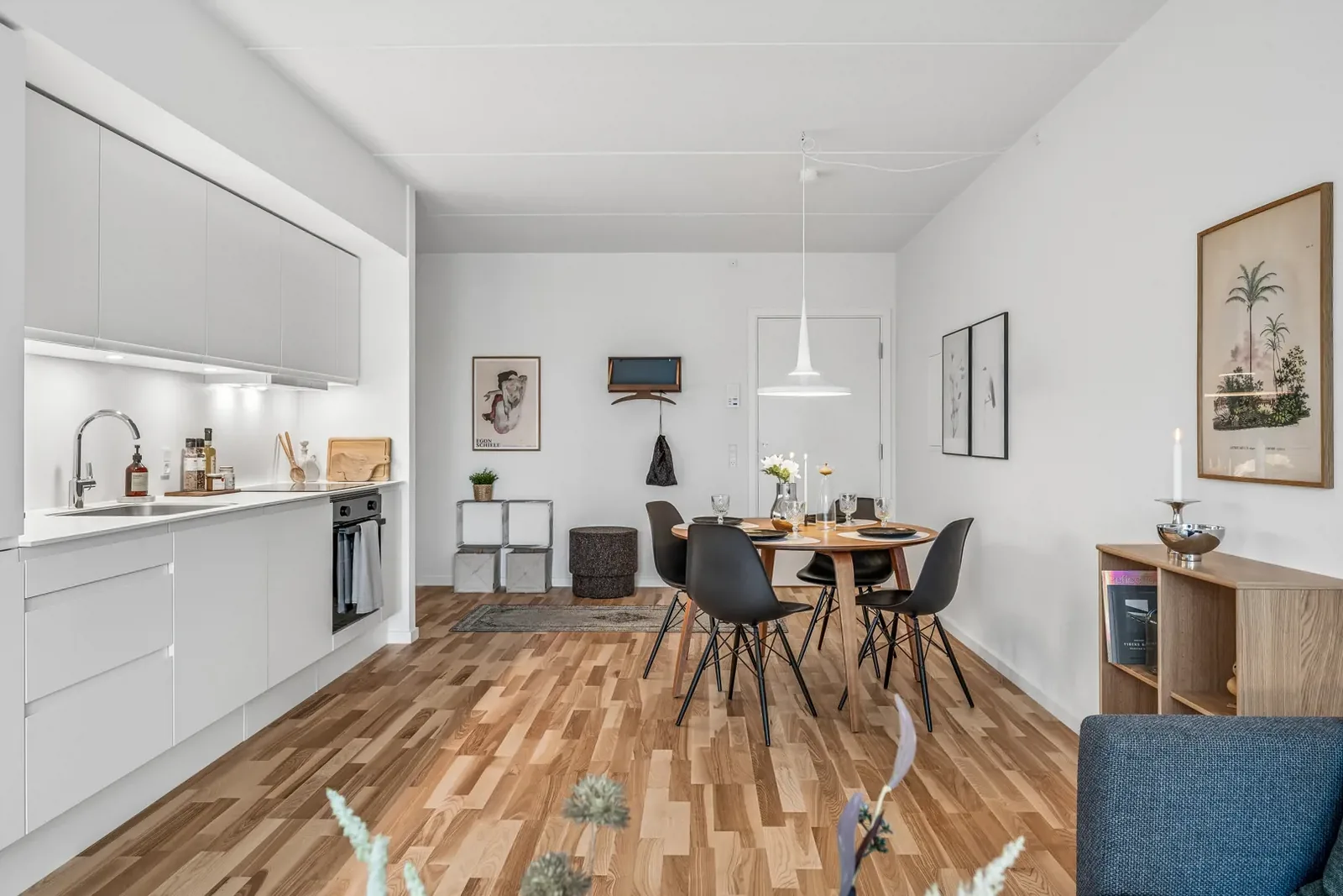 2-room apartment with a balcony in 8000 Århus C image 4
