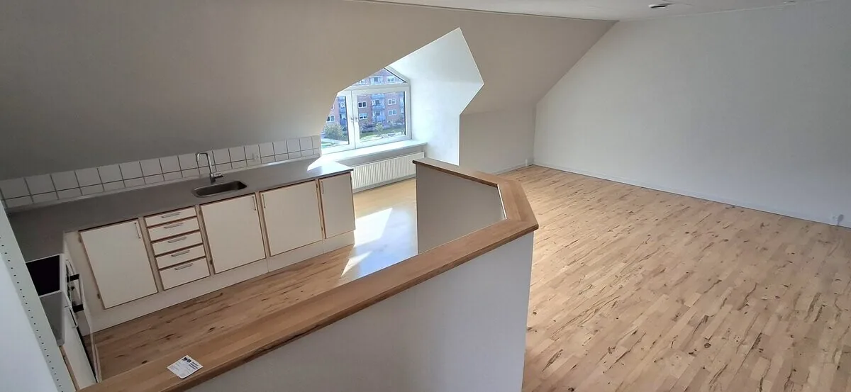 3-værelses lejlighed med altan i 9900 Frederikshavn billede 3