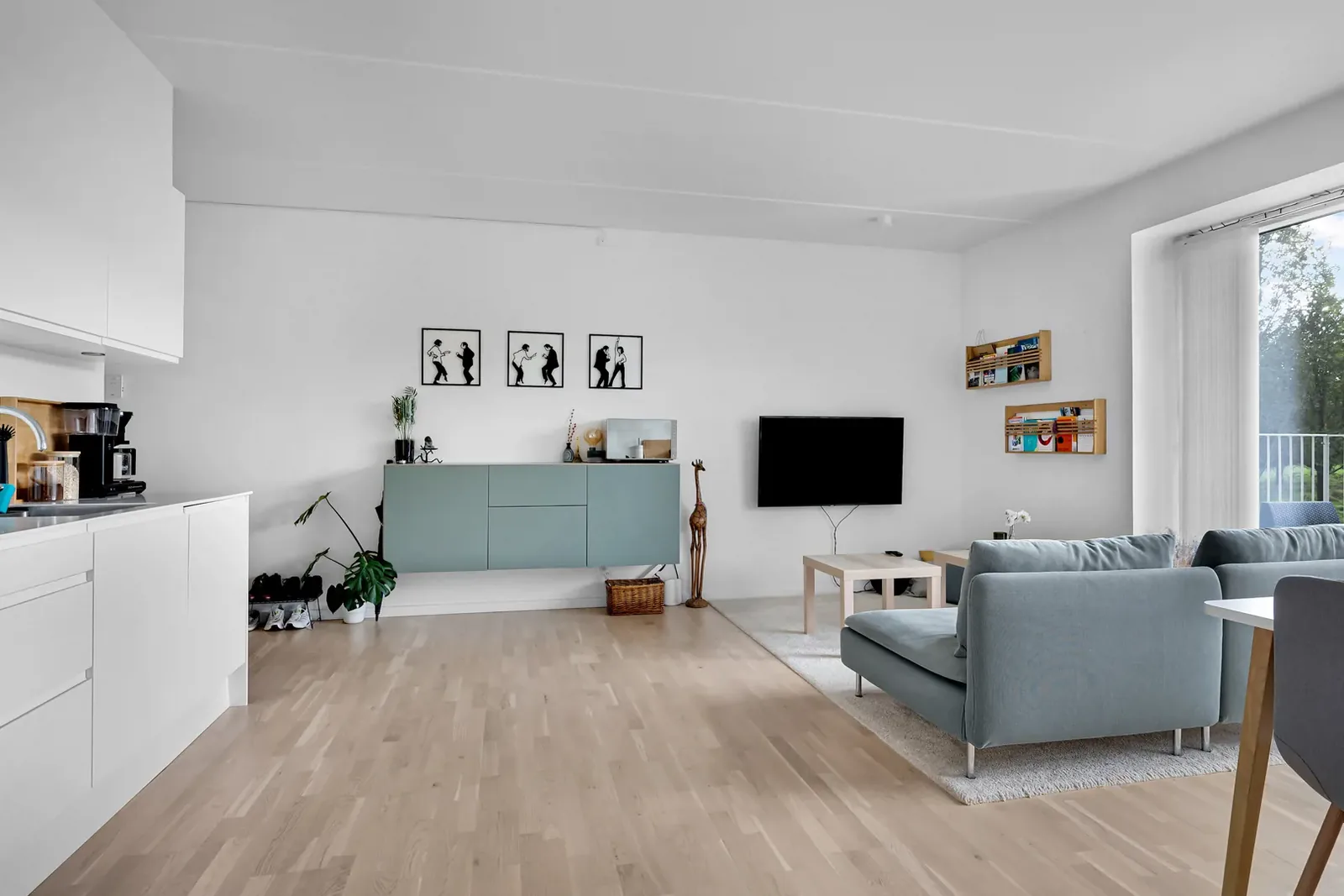 3-room apartment with a balcony in 8240 Risskov image 3