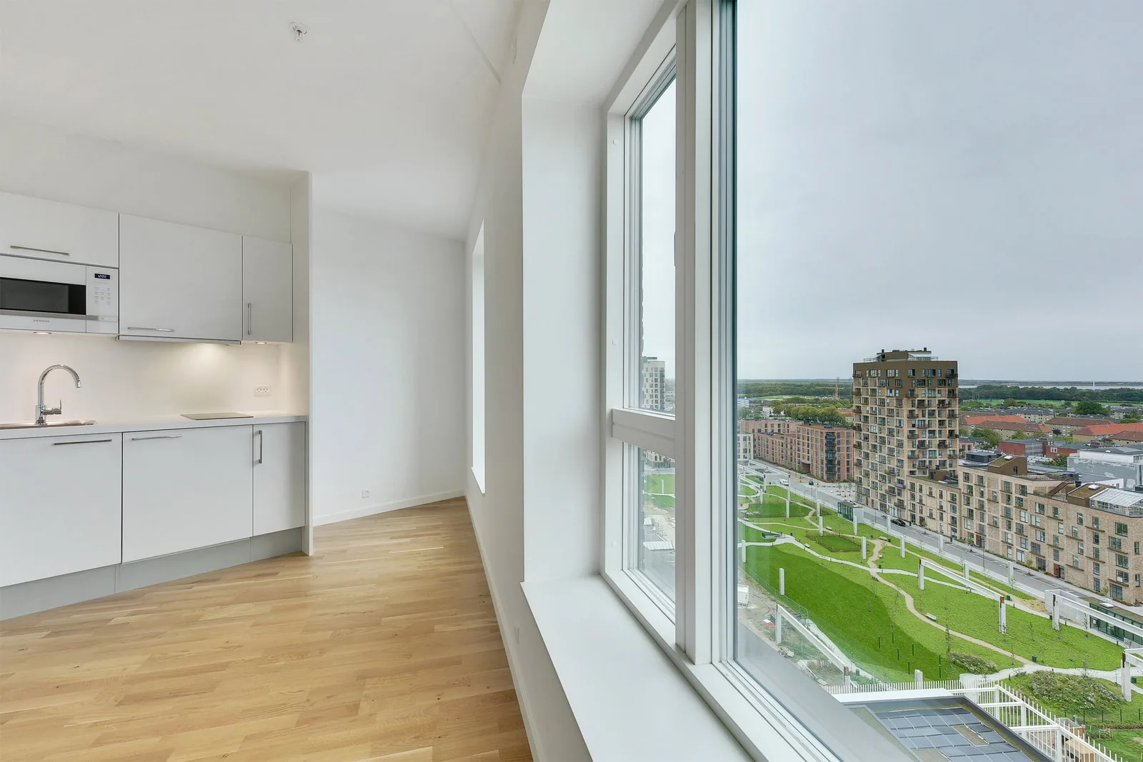 1-room apartment with an elevator in 2500 Valby image 3