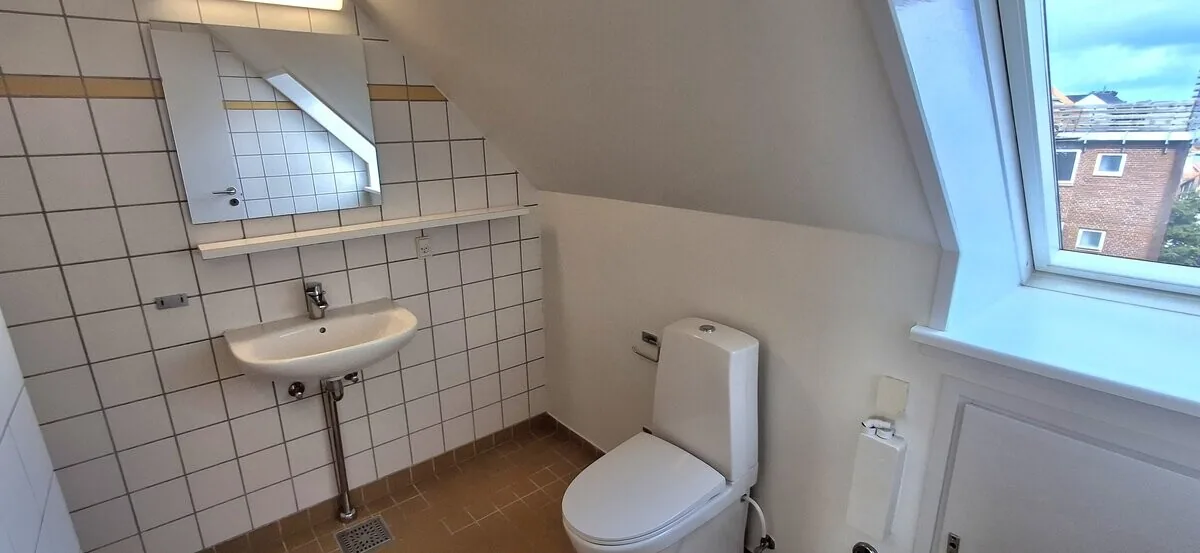 2-værelses lejlighed med altan i 9900 Frederikshavn billede 3