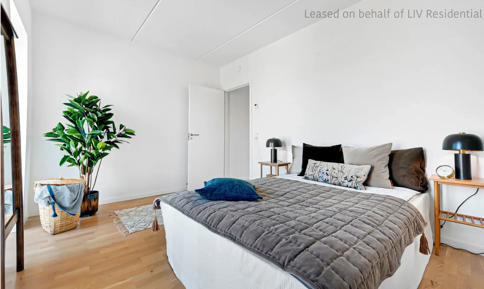 2-room apartment with a balcony in 2740 Skovlunde image 5