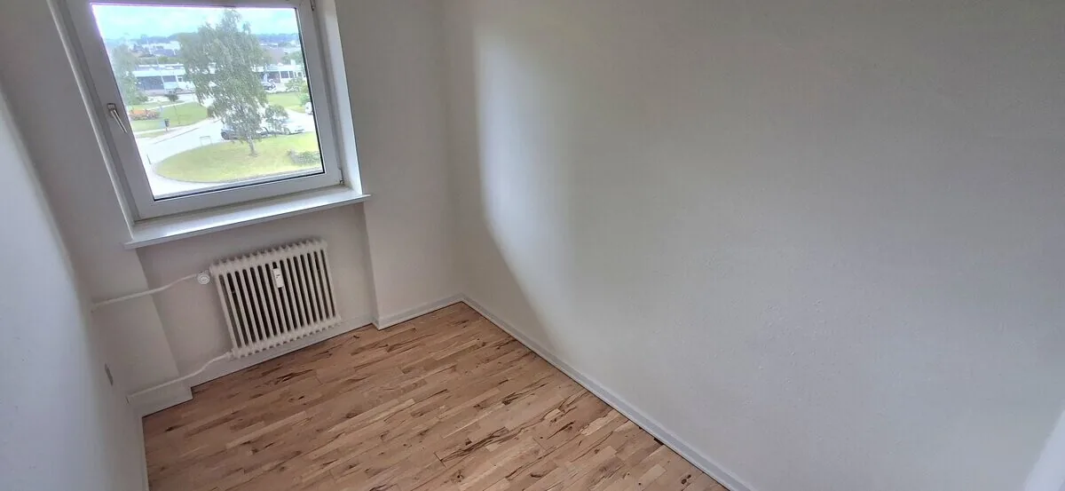 4-room apartment with a balcony in 9900 Frederikshavn image 6
