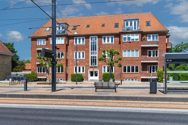 4-værelses lejlighed med parkering i Odense V billede 1