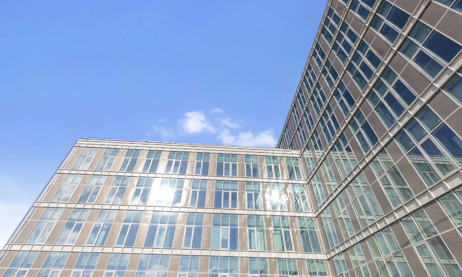 2-room apartment with an elevator in 3000 Helsingør image 3