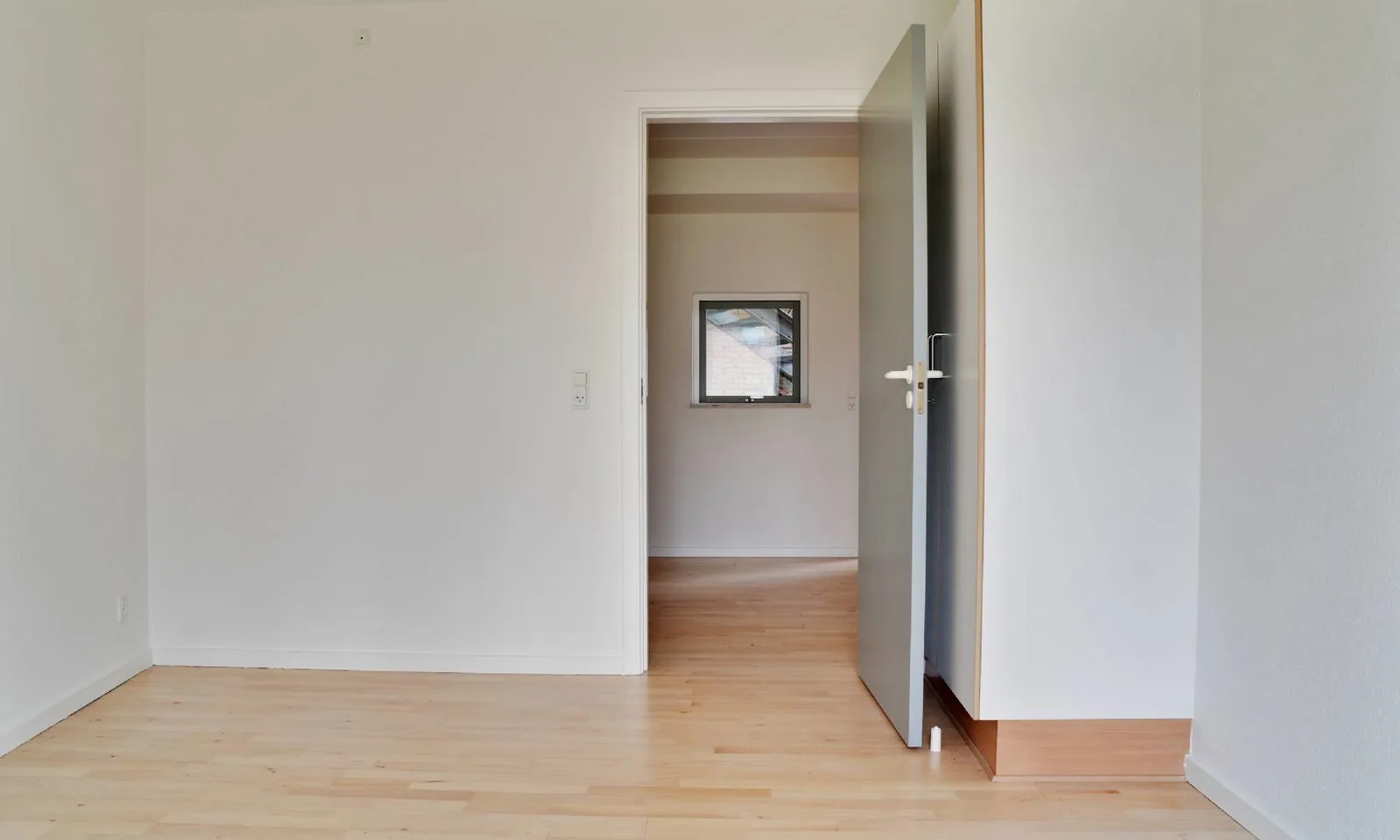 2-room apartment with parking in 5260 Odense S image 5