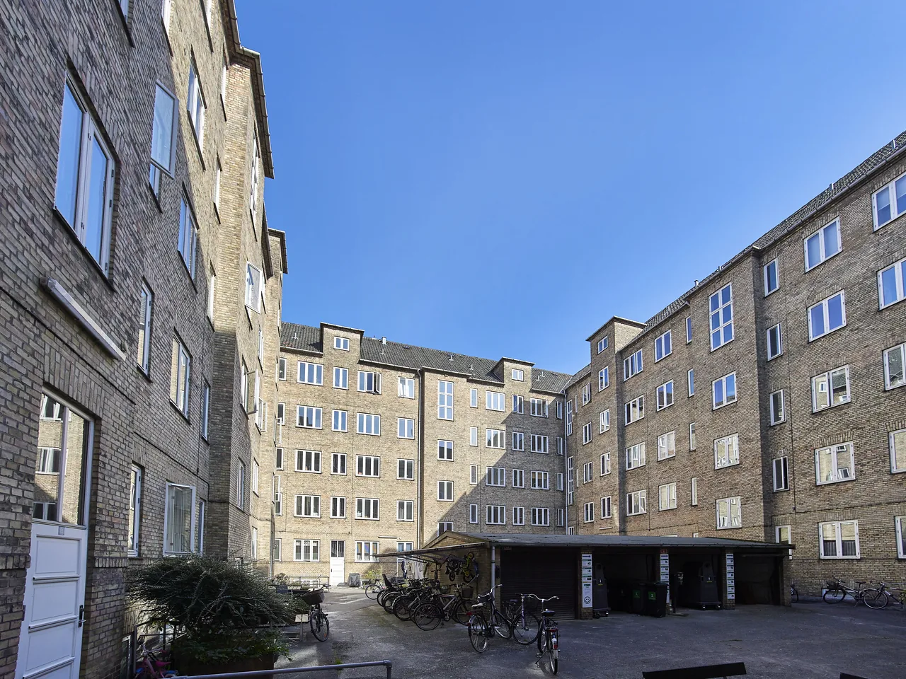 5-værelses lejlighed med have i 2000 Frederiksberg billede 4