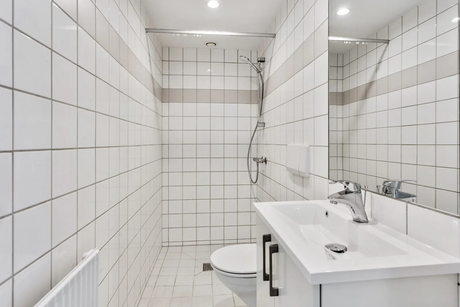 2-room apartment with a balcony in 6000 Kolding image 5