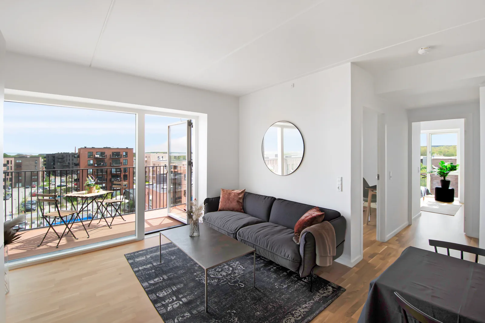 2-room apartment with a balcony in 8240 Risskov image 4