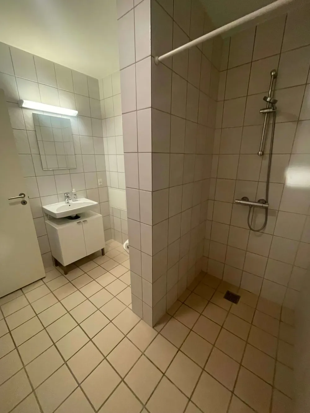 2-værelses lejlighed med elevator i 9000 Ålborg billede 6