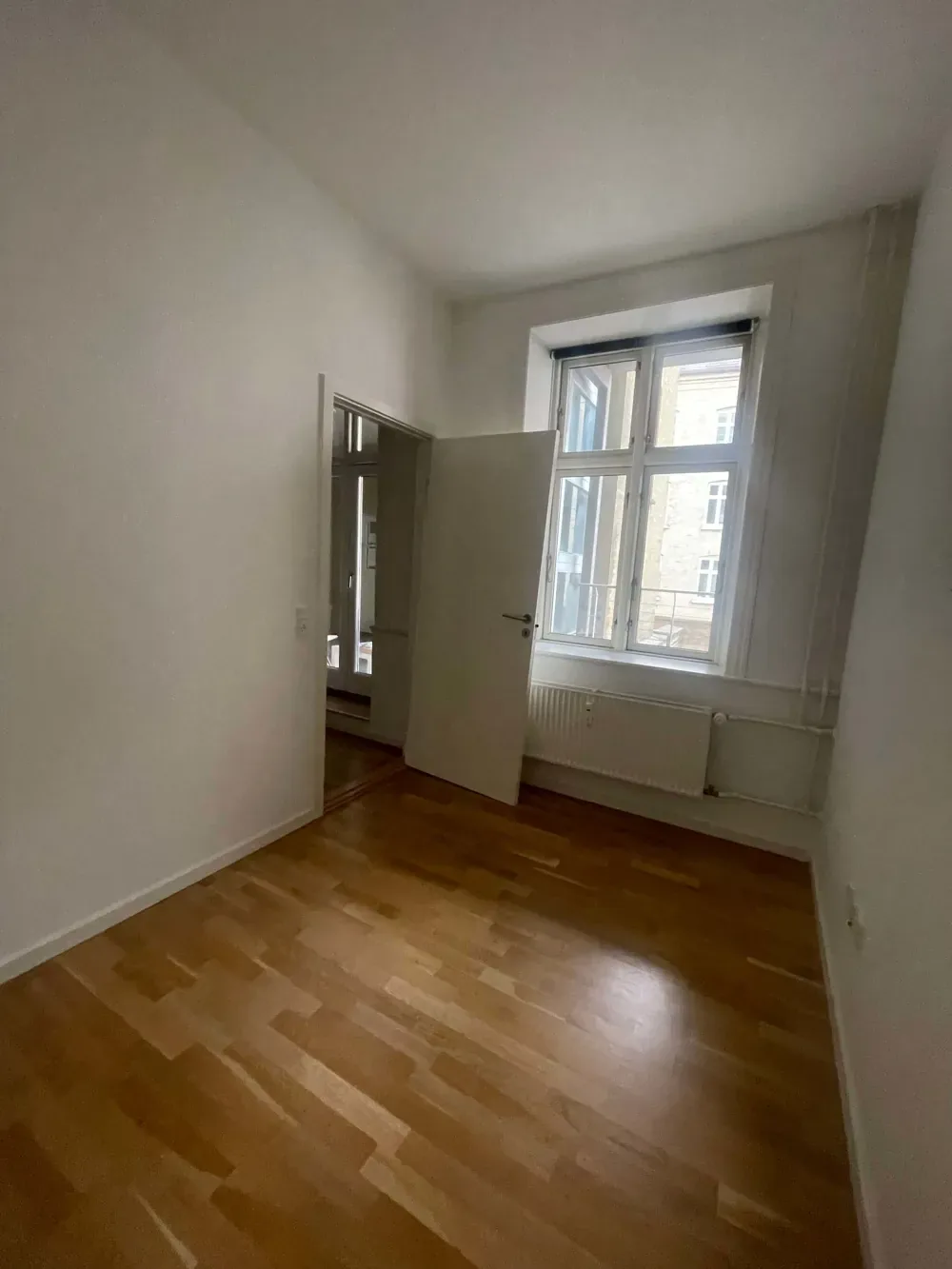 2-værelses lejlighed med elevator i 9000 Ålborg billede 5