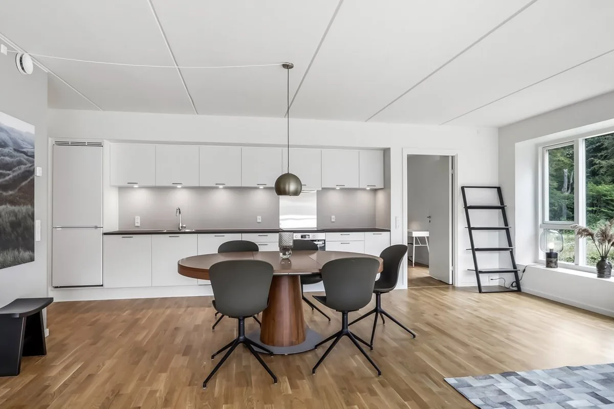 3-room apartment with a balcony in 5000 Odense C image 2