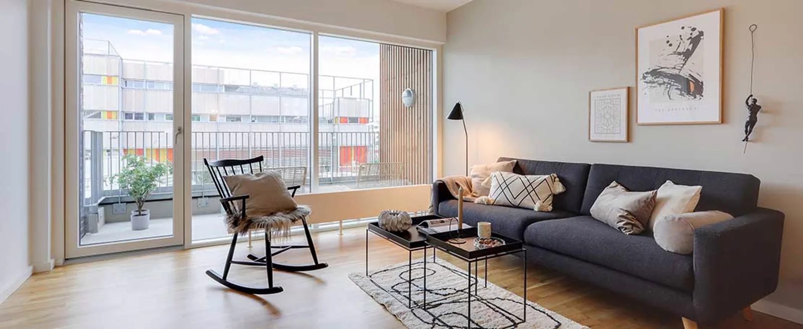 3-room apartment with a balcony in 2450 København SV image 1