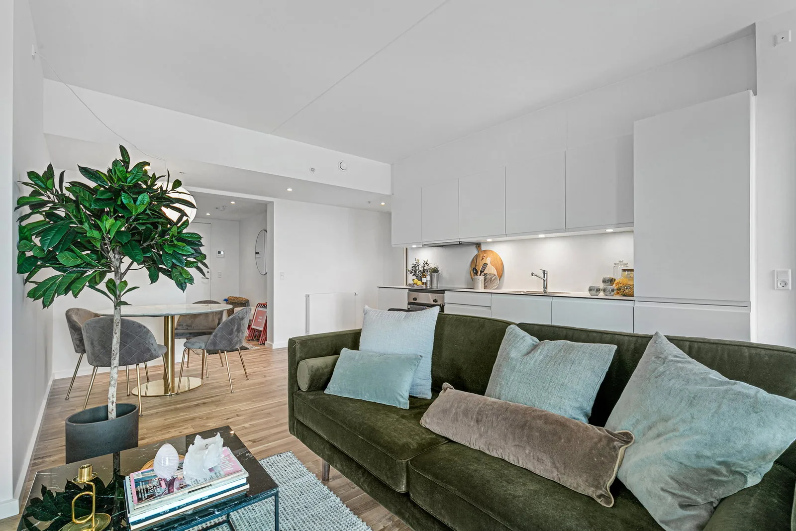 2-room apartment with an elevator in 2300 København S image 5