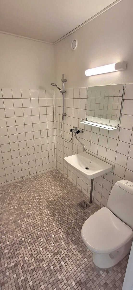 3-room apartment with a balcony in 9900 Frederikshavn image 3