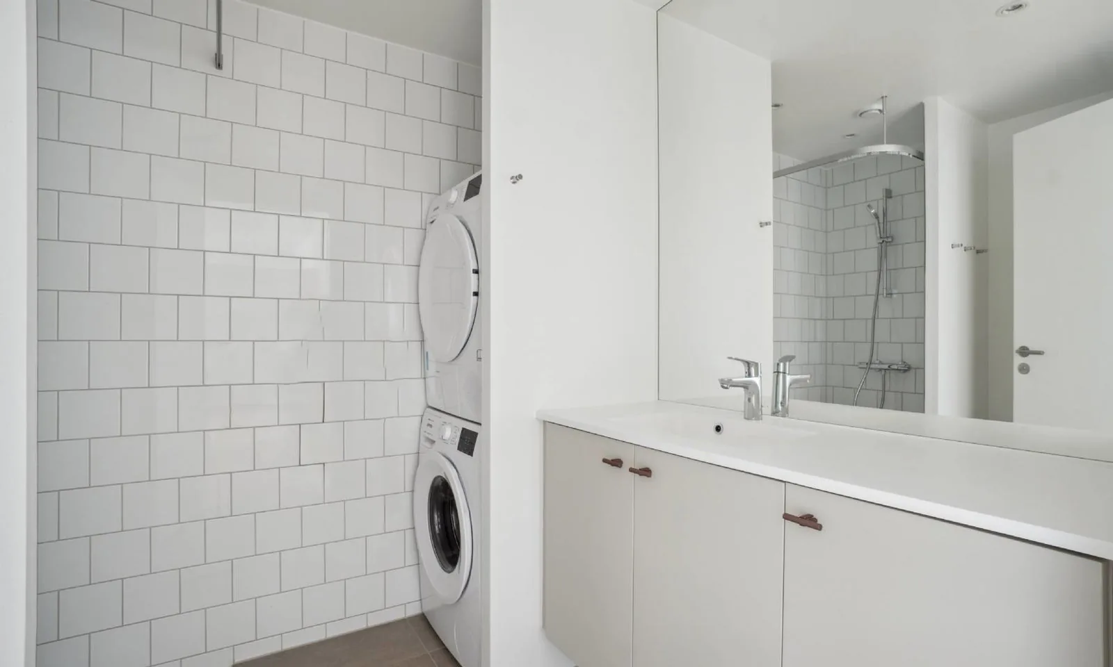 4-room apartment with a balcony in 2300 København S image 6