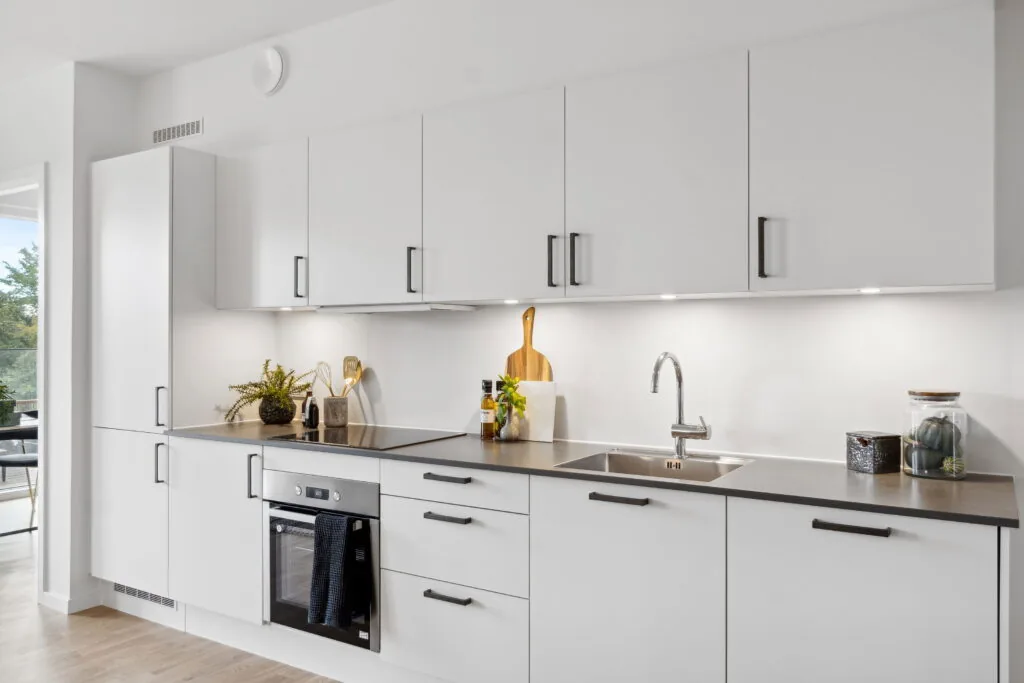 2-room apartment with an elevator in 2605 Brondby image 3