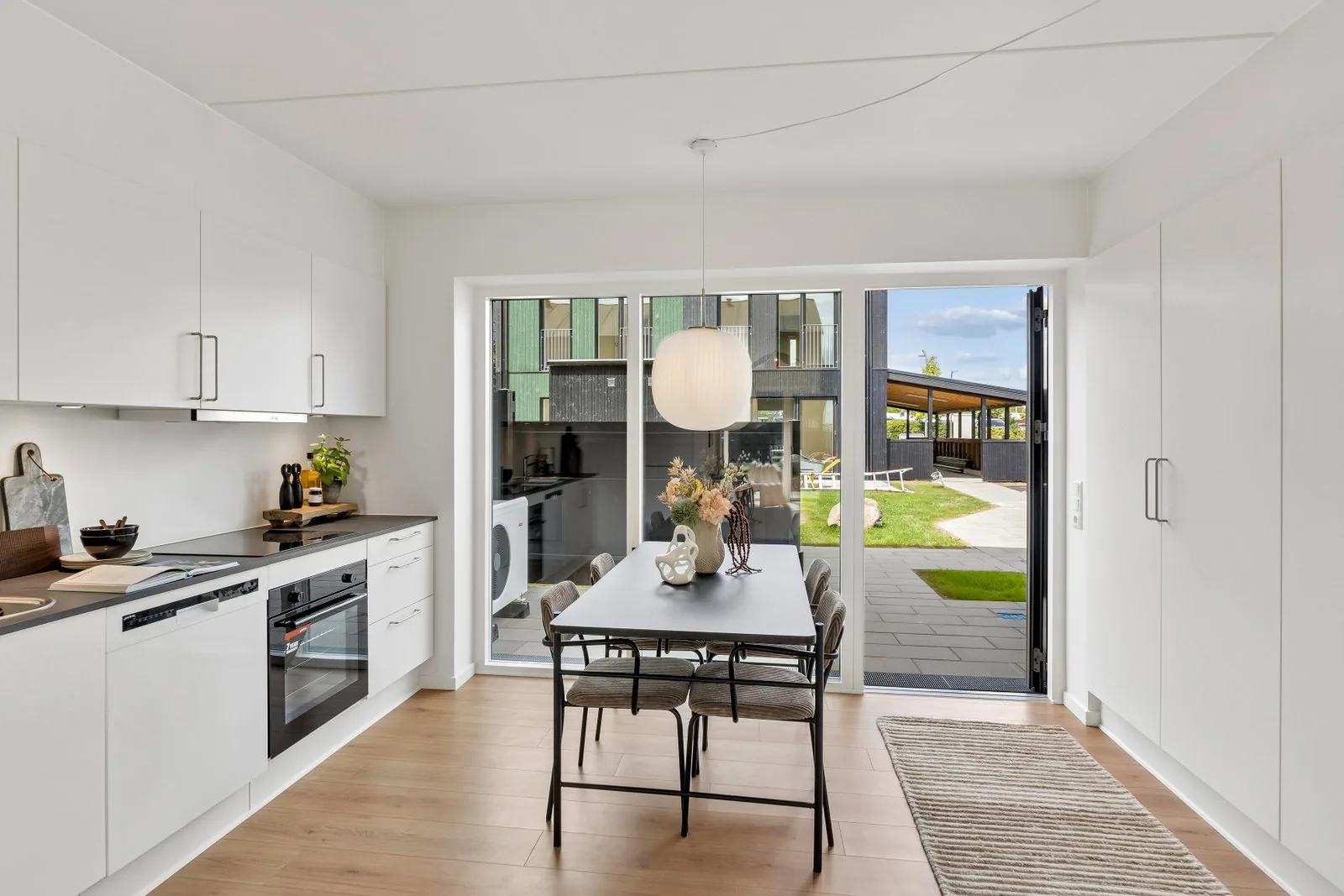5-room townhouse in 2730 Herlev image 2