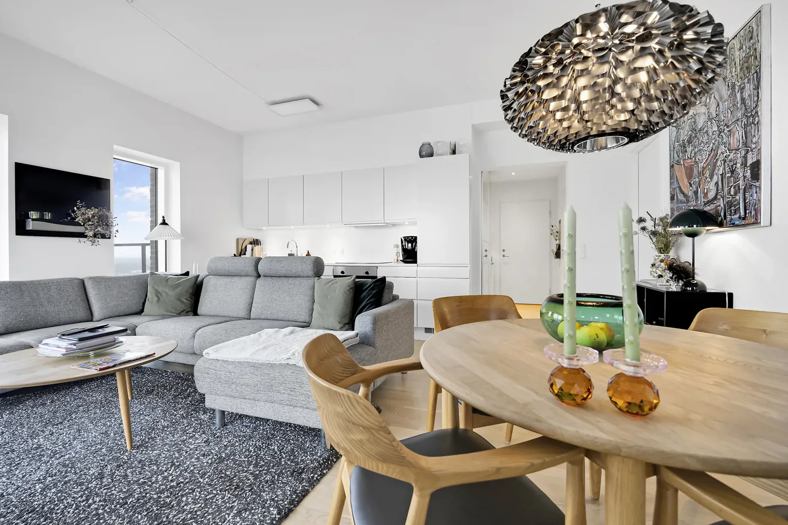 2-room apartment with a balcony in 9000 Ålborg image 3