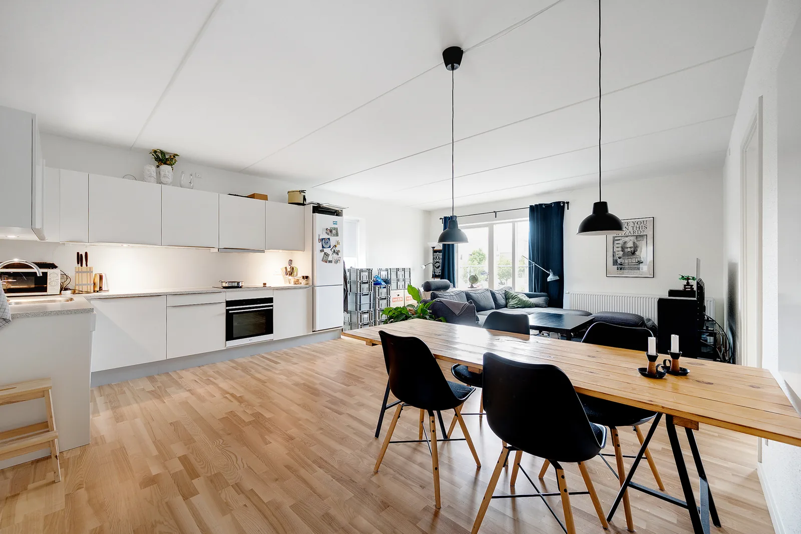 4-room apartment with a balcony in 9220 Ålborg Øst image 4