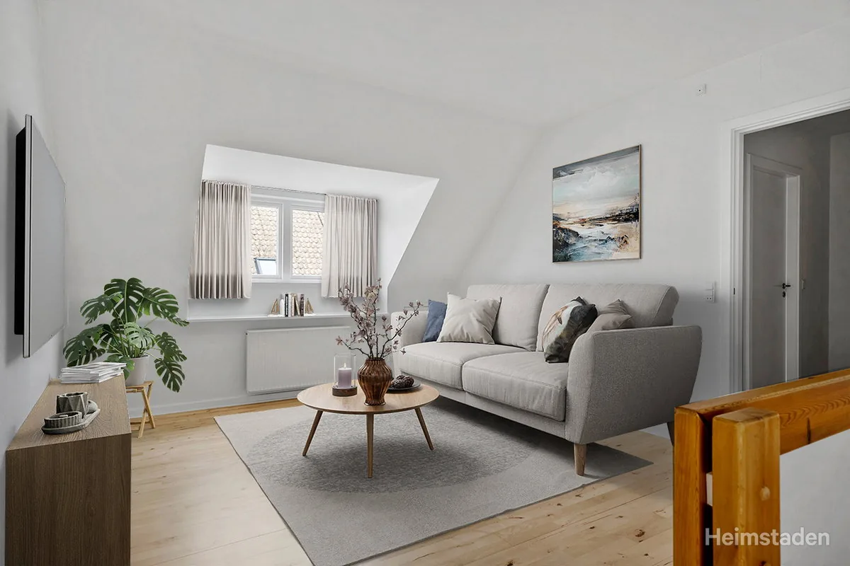 3-room apartment with a balcony in 8800 Viborg image 2