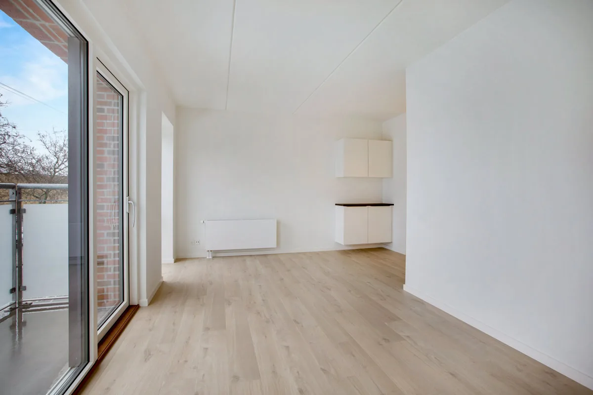 2-room apartment with a balcony in 5000 Odense C image 3