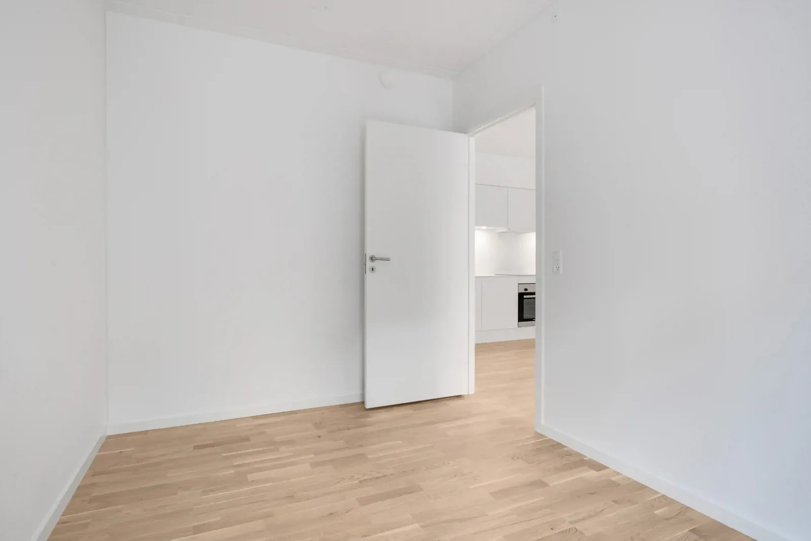 1-room apartment with a balcony in 8000 Århus C image 5