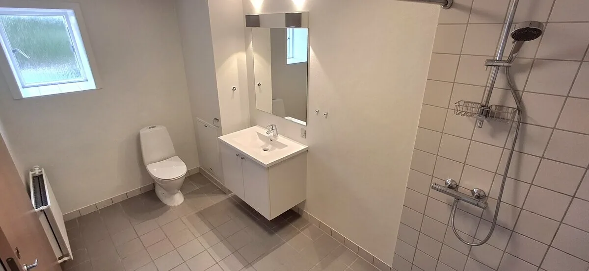 2-værelses lejlighed med elevator i 9900 Frederikshavn billede 3
