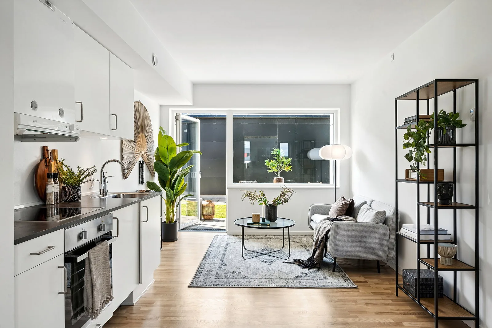 2-room apartment in 2680 Solrød Strand image 5