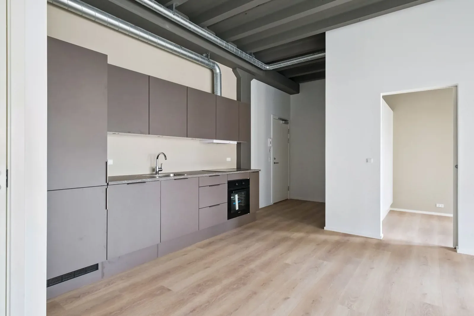 2-room apartment with an elevator in 9000 Ålborg image 1