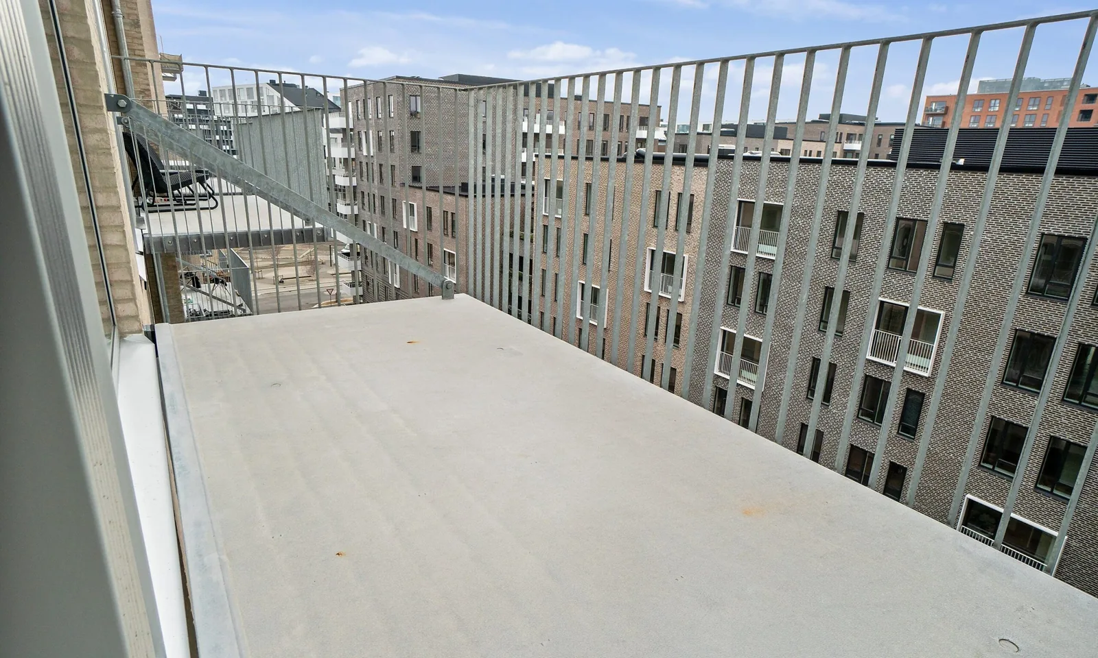 3-room apartment with an elevator in 2300 København S image 5