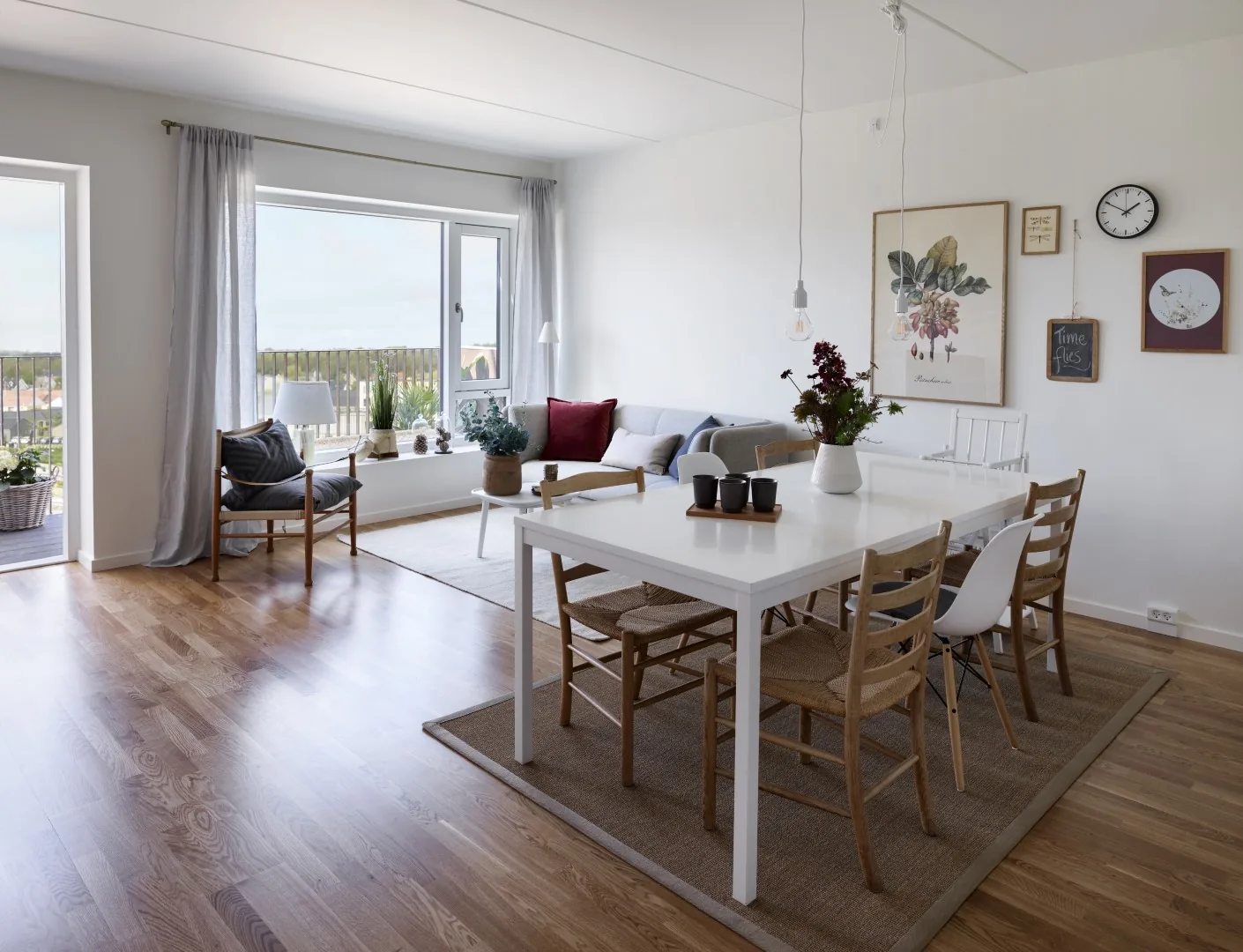 4-room apartment with a balcony in 2640 Hedehusene image 5