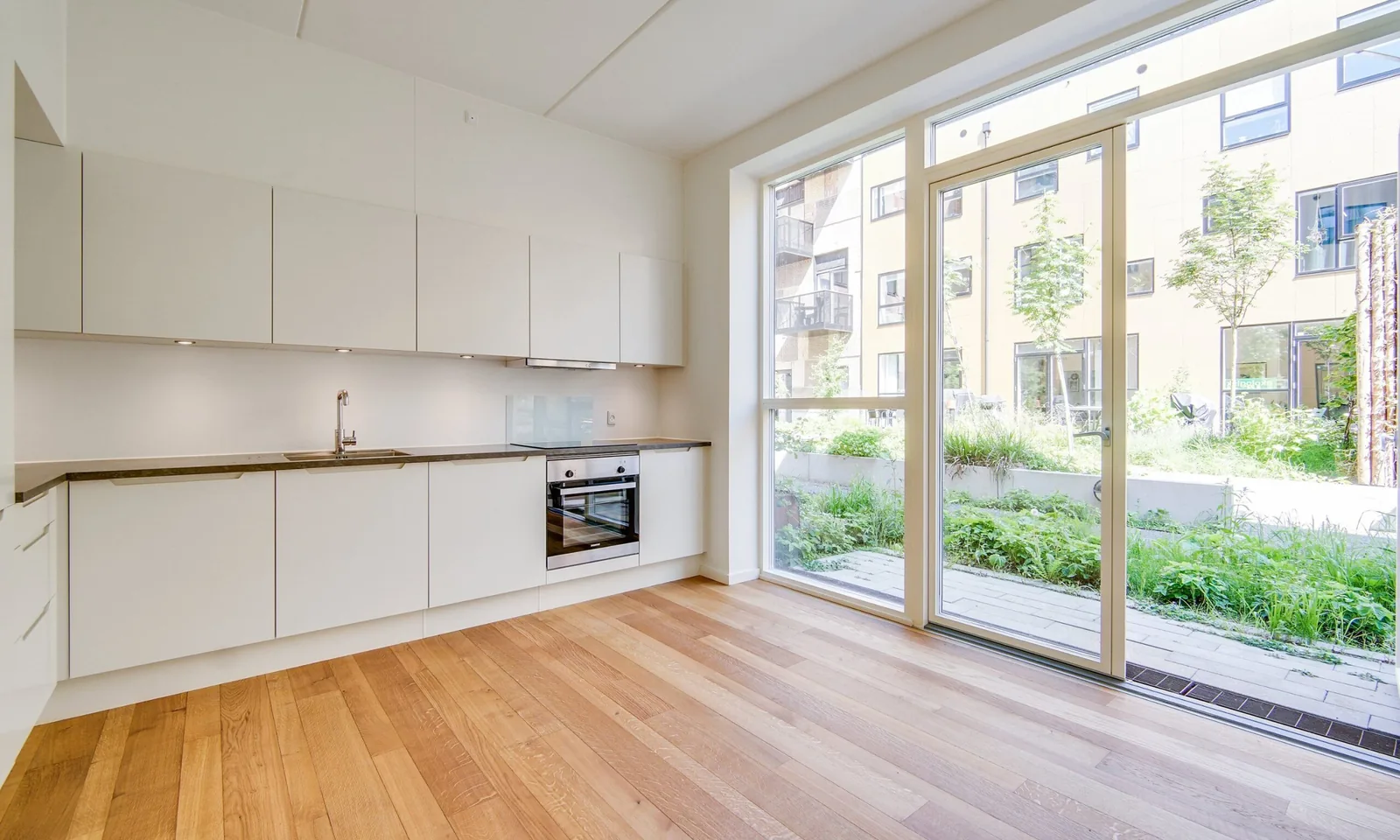 5-room townhouse with parking in 2300 København S image 3