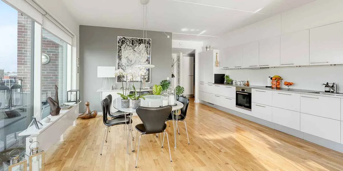4-room apartment with a balcony in 2450 København SV image 4